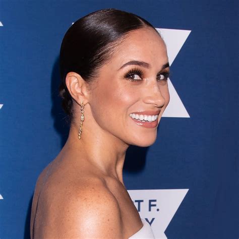 meghan markel nude|Meghan Markle shows off sculpted shoulders in cut